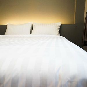Standard Zimmer mit Kingsize-Bett